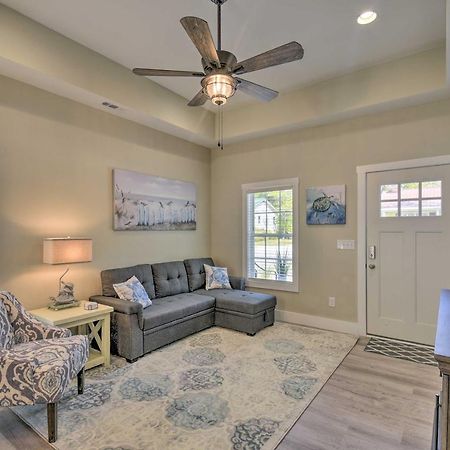 Ocean Isle Beach Home With Shared Lanai And Grill Extérieur photo