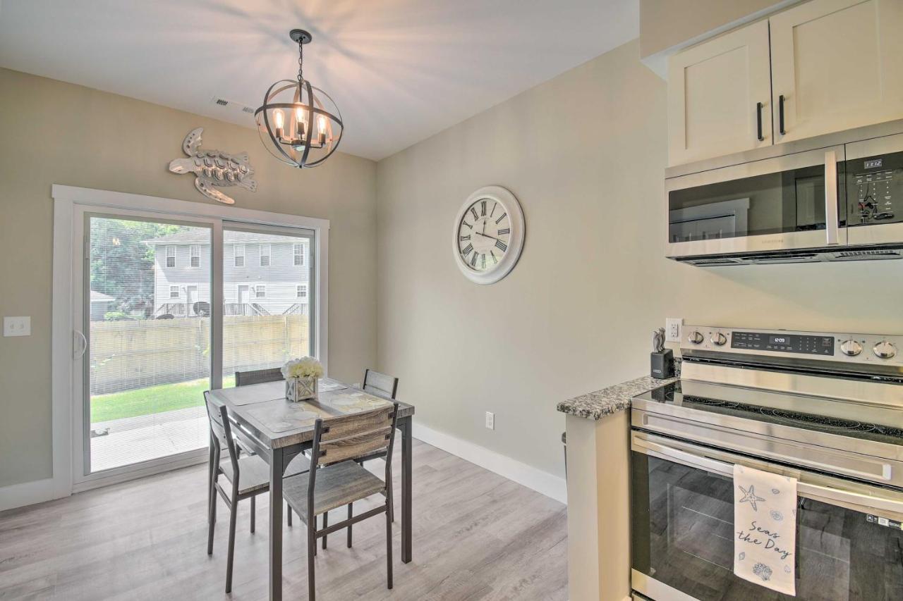Ocean Isle Beach Home With Shared Lanai And Grill Extérieur photo